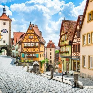 5 Benefits Your Team Will Expect When You Hire in Germany